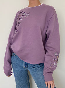 Vintage Floral Embroidered Sweatshirt