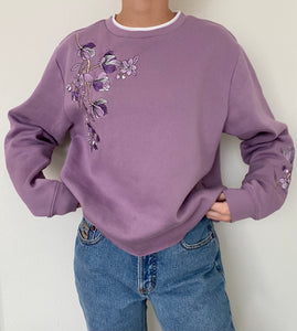 Vintage Floral Embroidered Sweatshirt