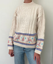 Load image into Gallery viewer, Vintage Holiday Sweater