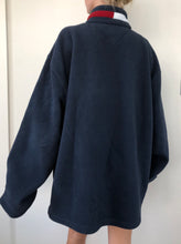 Load image into Gallery viewer, Vintage Tommy Hilfiger Fleece